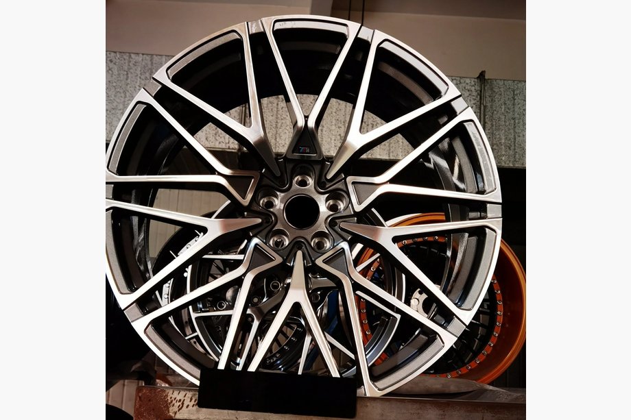 BMW X5 G05 2019–2026 Forged Wheels OEM R22 V2 (Set of 4) Image