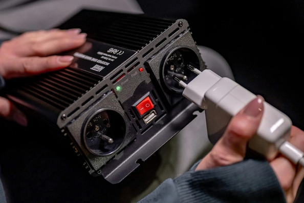 How to Choose the Right Car Inverter: Tips for Drivers