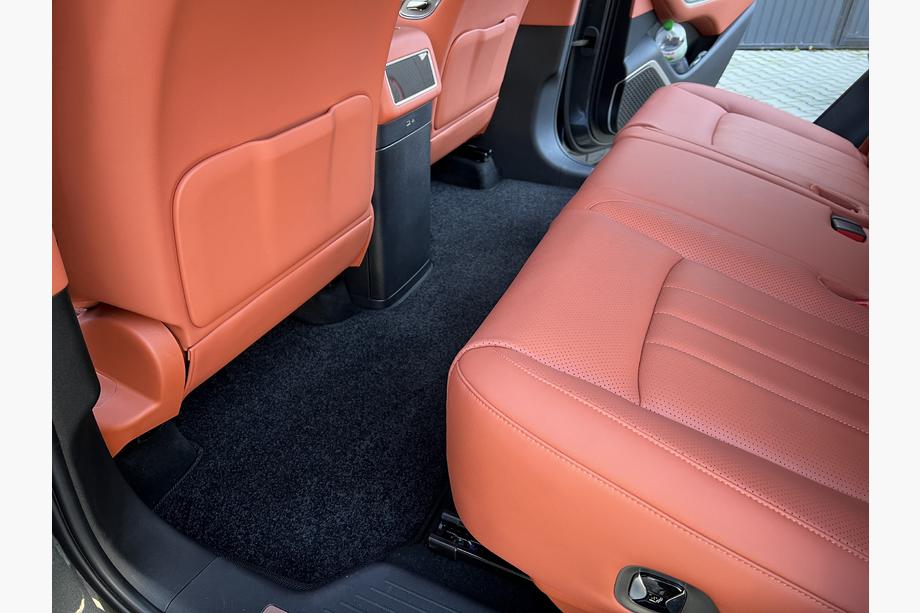 BYD Tang L 2025– Textile Floor Mats Premium (3 Rows, Black) Photo 3