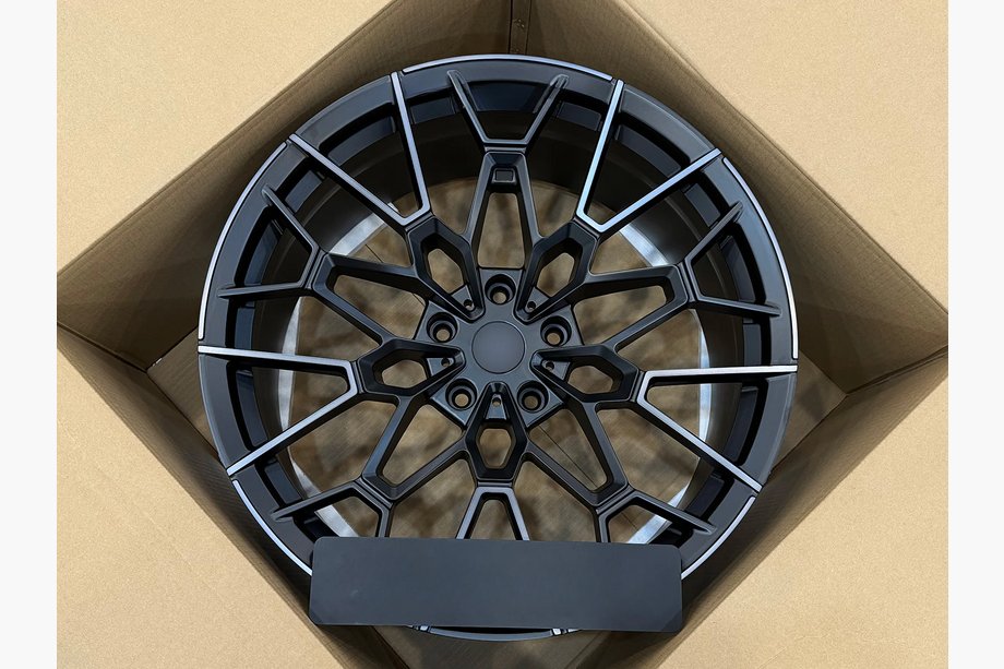 BMW 5/i5 Series G60/G60E/G61 2023- Forged OEM Wheels R22 V1 (Set of 4) Image