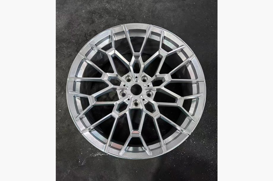 BMW 5/i5 Series G60/G60E/G61 2023- Forged Wheels OEM R22 V2 (Set of 4) Image