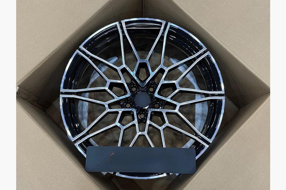 BMW 4 Series G22/23/26 2020- Forged OEM Wheels R19 R20 V6 (Set of 4) Image