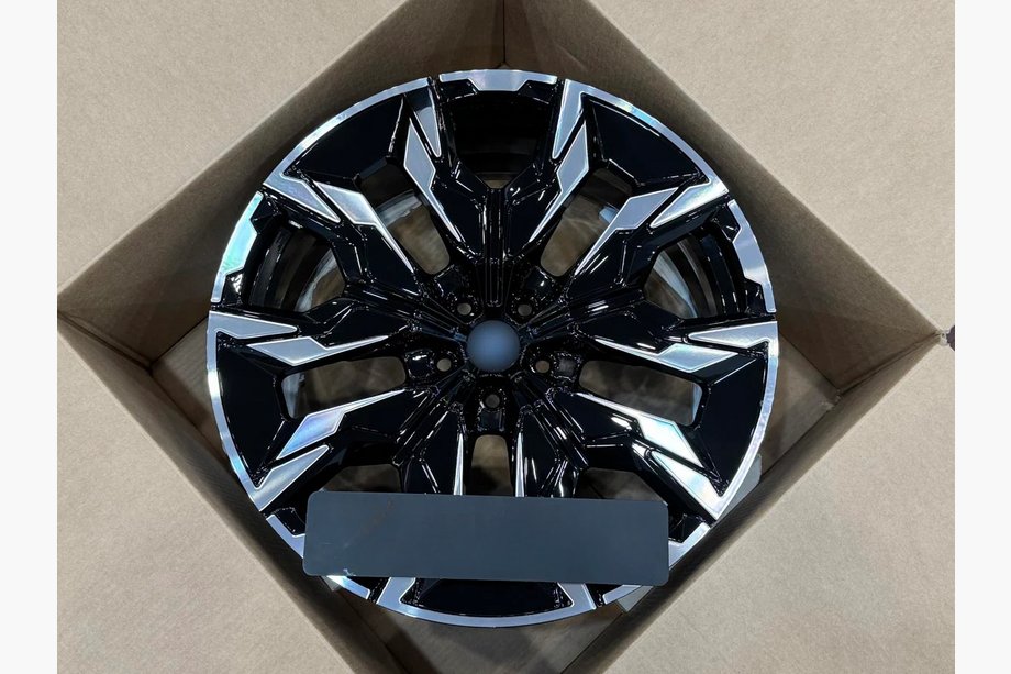 BMW 5/i5 Series G60/G60E/G61 2023- Forged Wheels OEM R21 V4 (Set of 4) Image