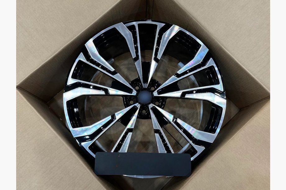 BMW X7 G07 2019- Forged Wheels OEM R23 V3 (Set of 4) Image