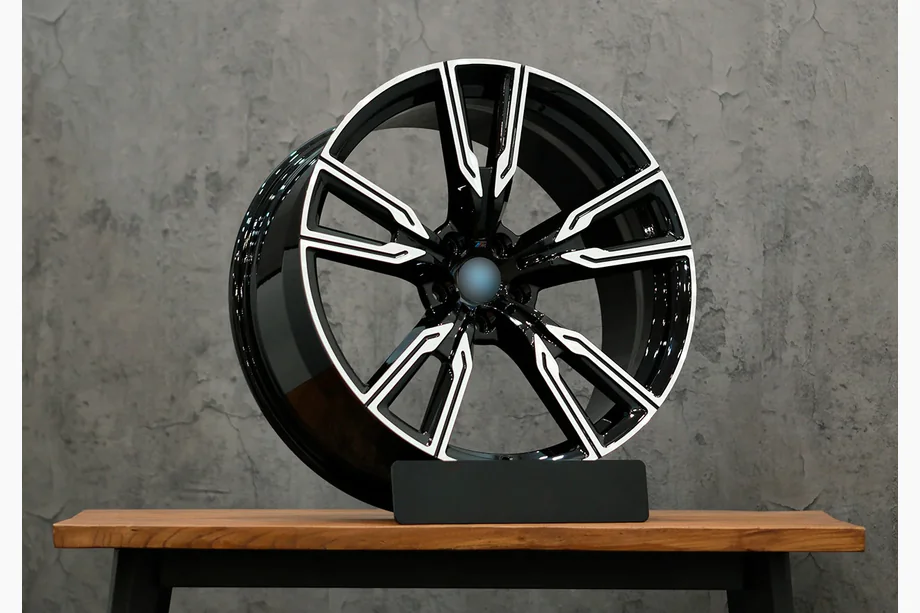BMW 7 Series G11/G12 2015-2022 Forged OEM Wheels R20 (Set of 4) Image