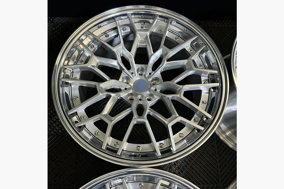 BMW 4 Series G22/23/26 2020- Forged OEM Wheels R20 V6 (Set of 4) Image
