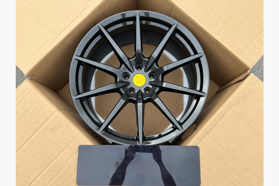 Ferrari 488 GTB 2015-2019 Forged OEM R20 V2 Wheels (Set of 4) Image