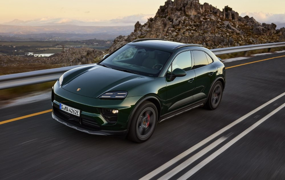 Review of the Premium Electric Porsche Macan 4S