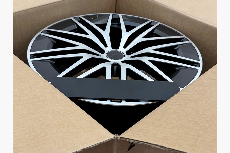 Hyundai Grandeur 2017- Forged OEM Wheels R21 (Set of 4) Photo 5
