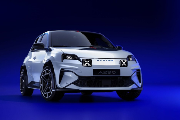 Review of the Electric Hatchback Alpine A290