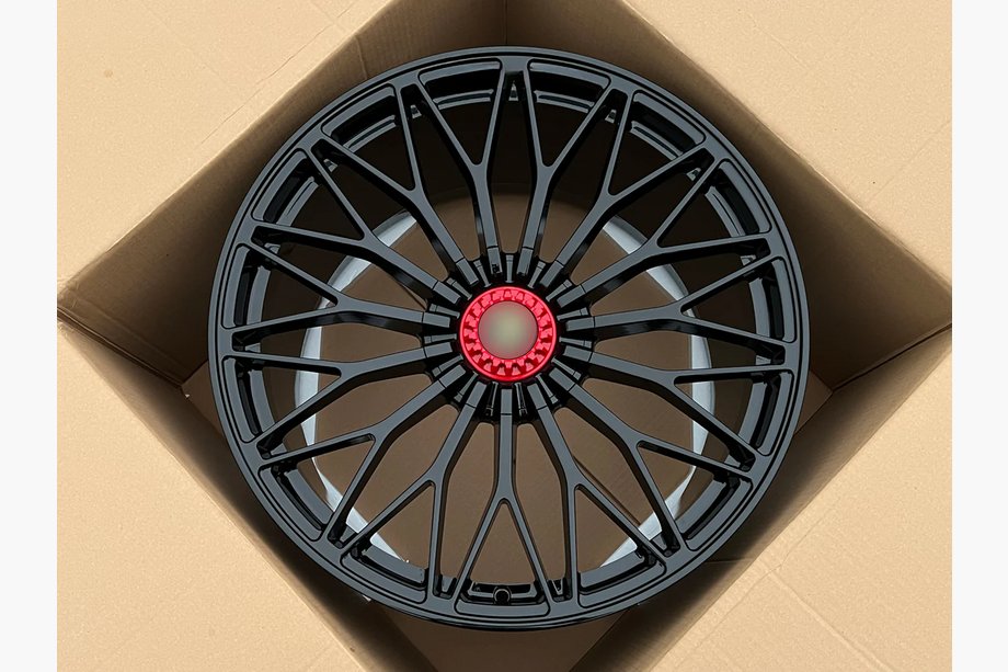 Lamborghini Aventador 2011-2022 Forged OEM Wheels R20 R21 V4 (Set of 4) Image