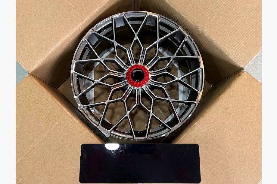 Lamborghini Huracan 2014- Forged OEM Wheels R20 R21 V1 (Set of 4) Image