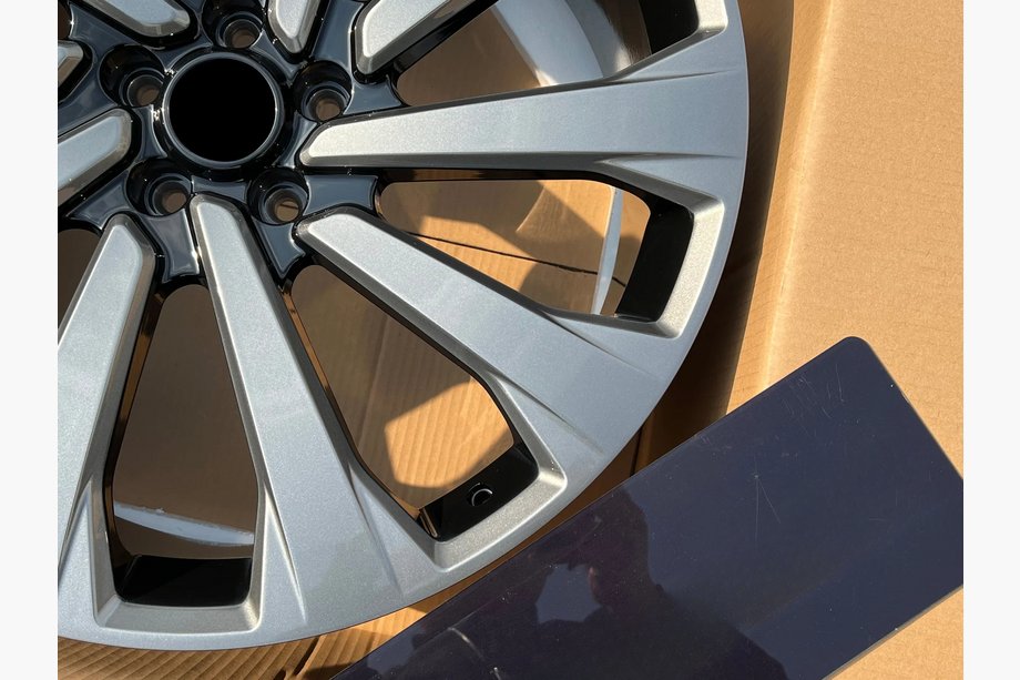 Range Rover V L460 2021- Forged Wheels OEM R23 V2 (Set of 4) Photo 8