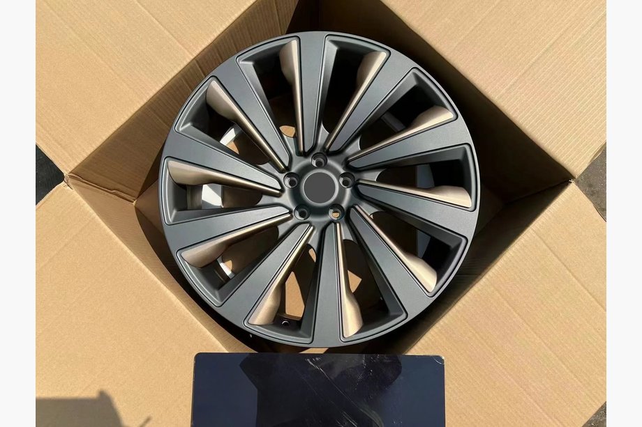 Range Rover V L460 2021- Forged Wheels OEM R24 V3 (Set of 4) Image