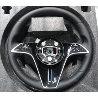Maybach-Style Steering Wheel (black + black buttons)