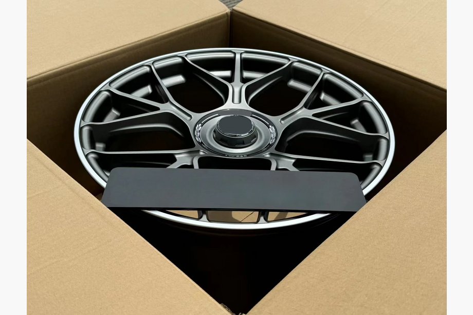 Mercedes AMG GT C190/R190 2014-2022 Forged OEM Wheels R19 V1 (Set of 4) Photo 5