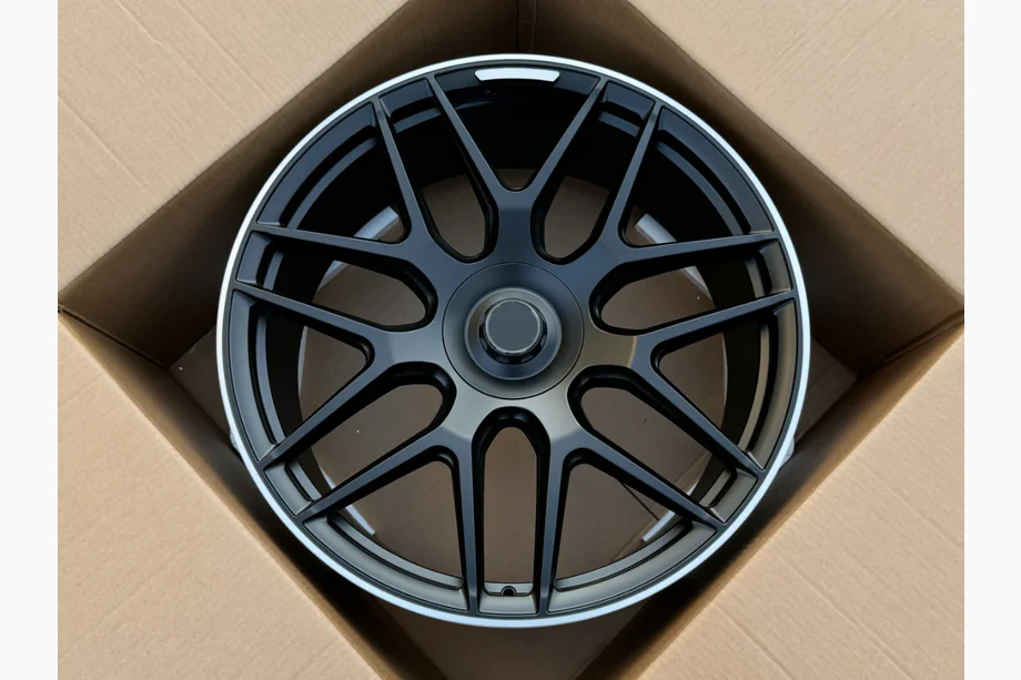 Mercedes G class W463 2018-2024 Forged OEM R22 V3 Wheels (Set of 4) Image