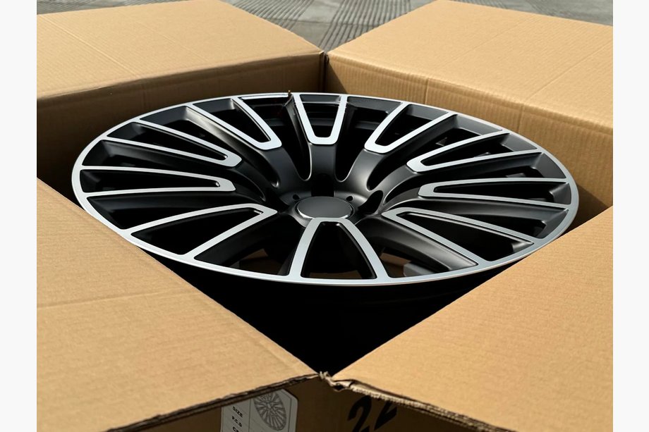 Mercedes G class W465 2025- Forged OEM Wheels R22 V4 (Set of 4) Photo 5