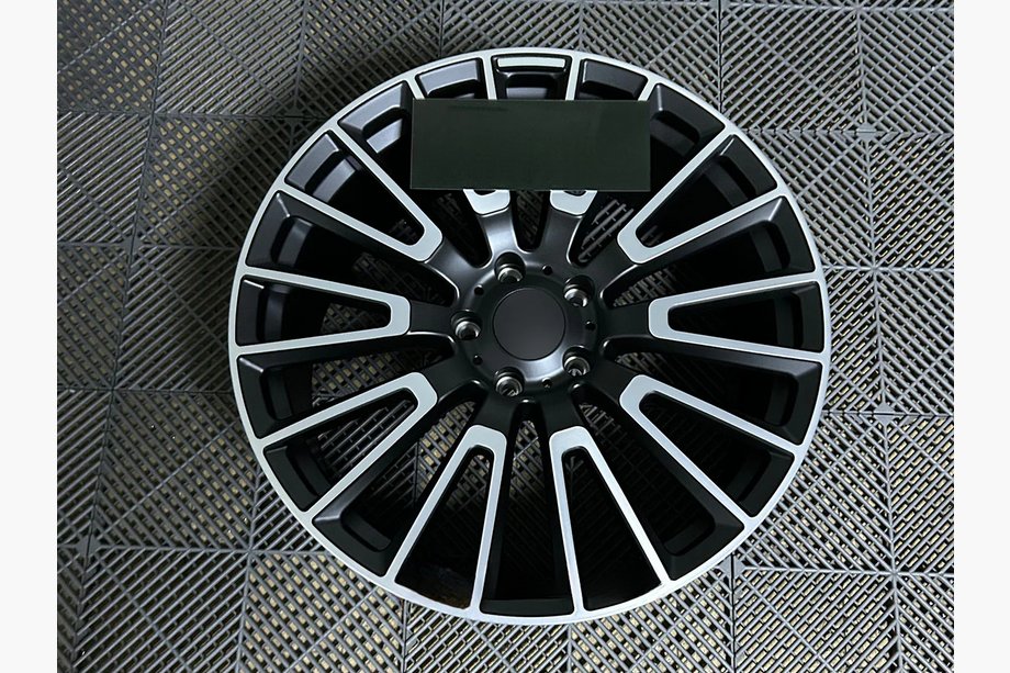 Mercedes G class W465 2025- Forged OEM Wheels R22 V9 (Set of 4) Image