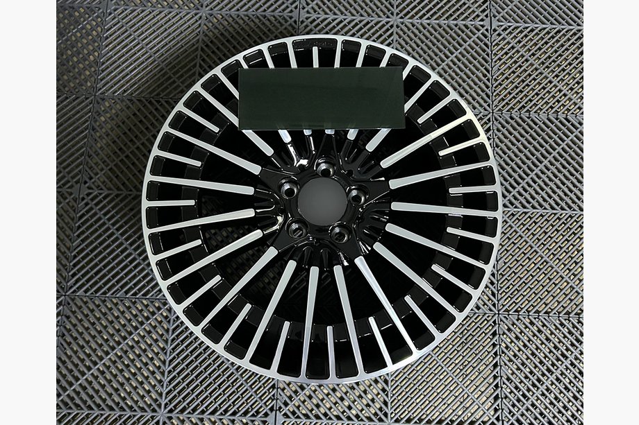 Mercedes EQS 2021- Forged OEM Wheels R19 V2 (Set of 4) Image