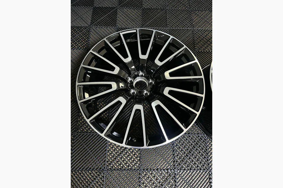 Mercedes GLE coupe C167 2019- Forged OEM Wheels R22 (Set of 4) Image