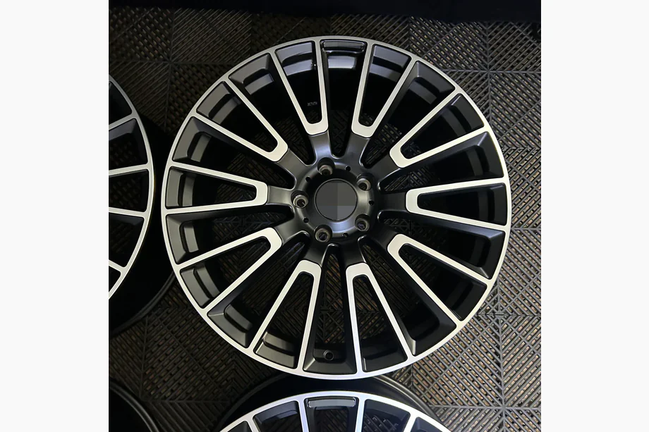 Mercedes G сlass W465 2025- Forged OEM Wheels R22 V7 (Set of 4) Image