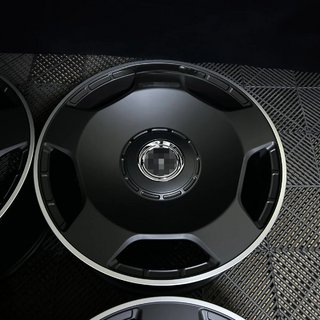 Forged OEM R21 V2 Wheels (Set of 4) photo 1