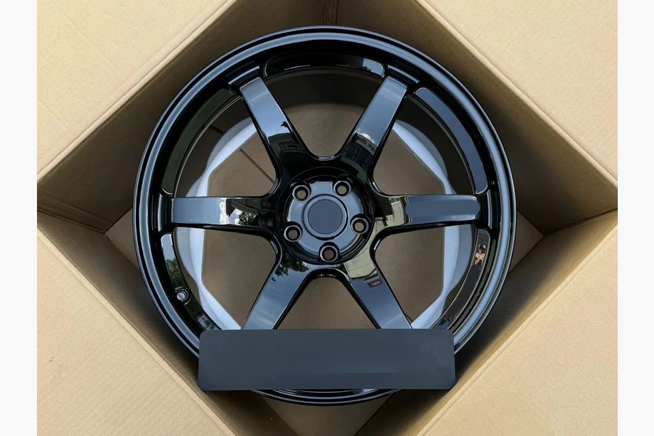 Nissan GT-R 2008-2025 Forged OEM Wheels R20 V1 (Set of 4) Image