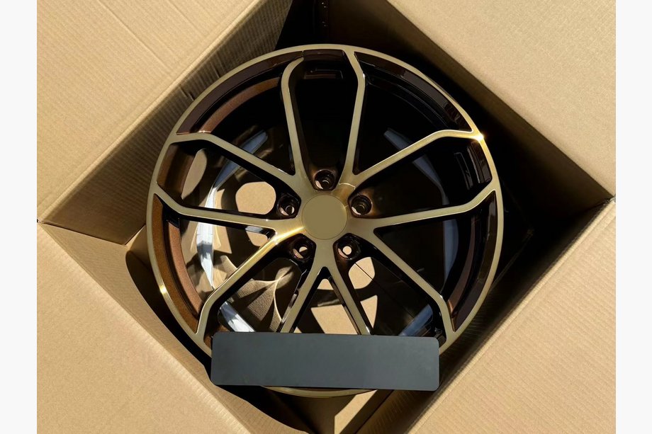Porsche Panamera 2016-2023 Forged OEM Wheels R21 (Set of 4) Image