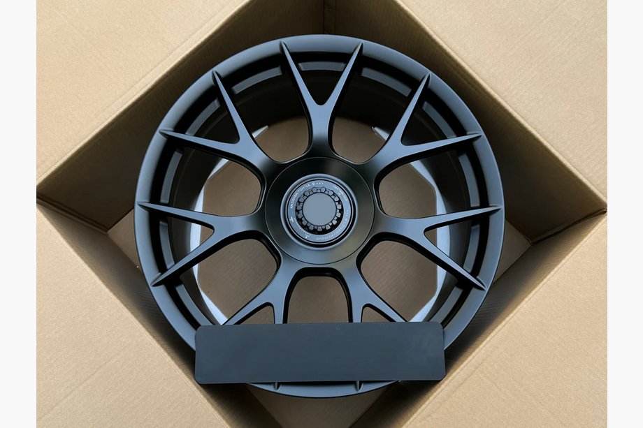 Porsche 911 (991) 2011–2019 Forged OEM Wheels R20 V1 (Set of 4) Image