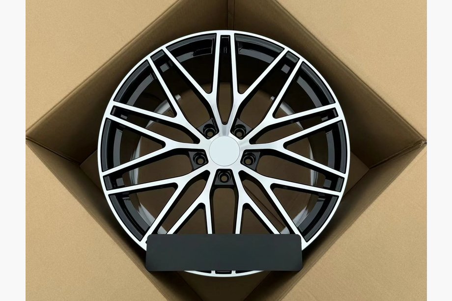 Porsche Cayenne 2018- Forged OEM Wheels R22 V5 (Set of 4) Image