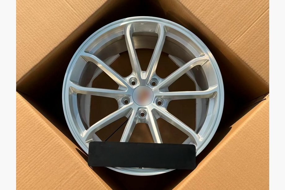 Porsche Boxster/Cayman 982 (718) 2016- Forged OEM Wheels R20 V6 (Set of 4) Image