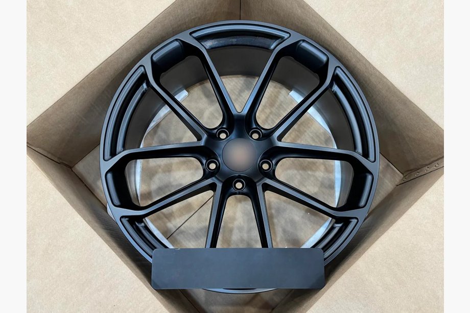 Porsche Cayenne 2018- Forged OEM Wheels R22 (Set of 4) Image