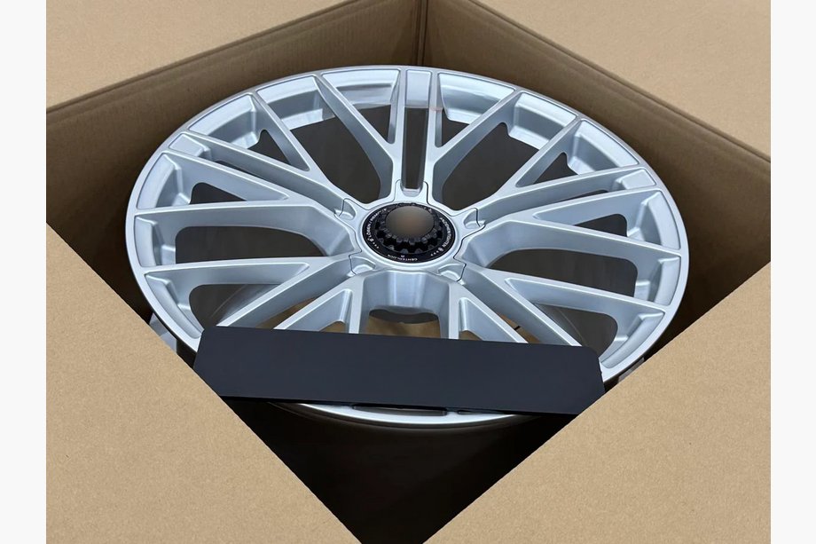 Porsche Taycan 2019- Forged Wheels OEM R21 V3 (Set of 4) Photo 4