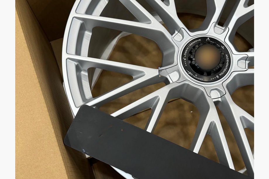 Porsche Taycan 2019- Forged Wheels OEM R21 V3 (Set of 4) Photo 7