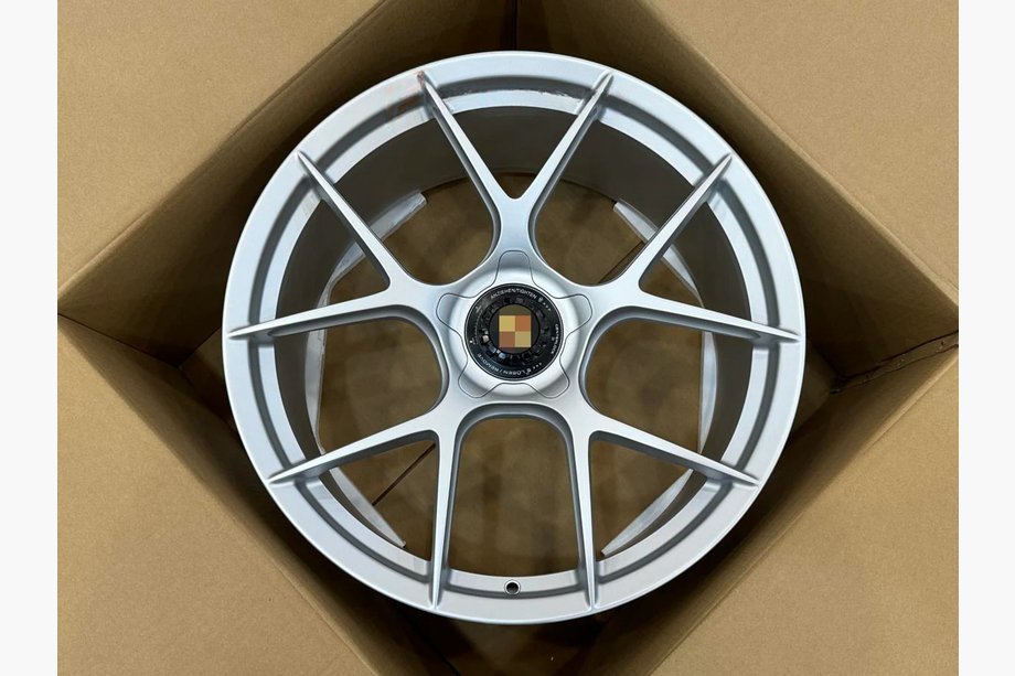Porsche 911 (992) 2018– Forged OEM Wheels R20 R21 V39 (Set of 4) Image
