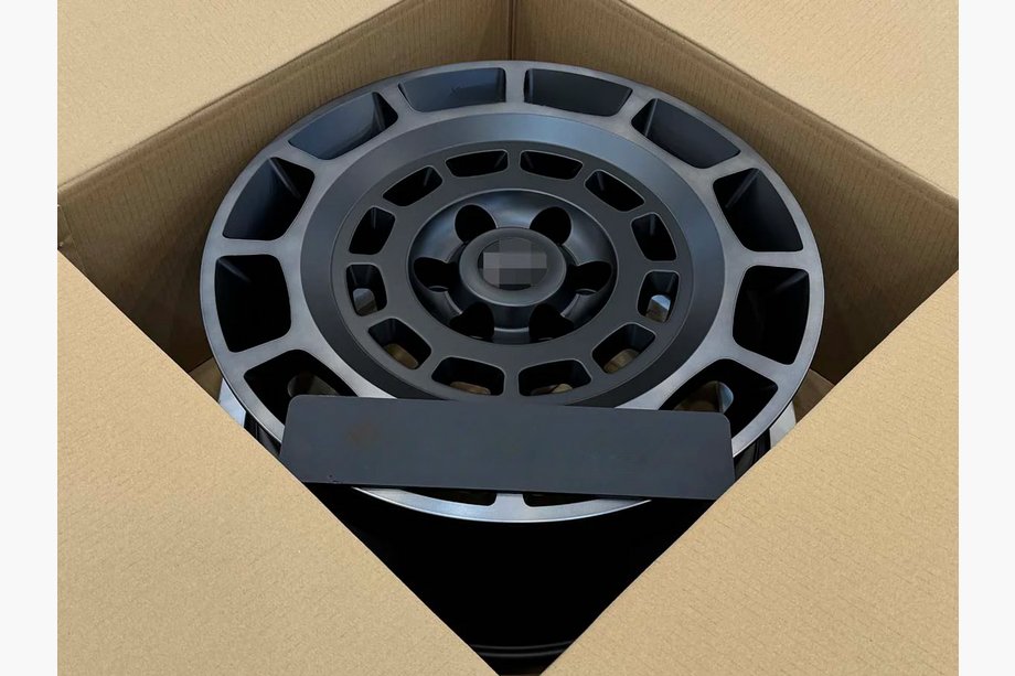 Toyota Land Cruiser 300 2021- Forged OEM R20 V2 Wheels (Set of 4) Photo 3