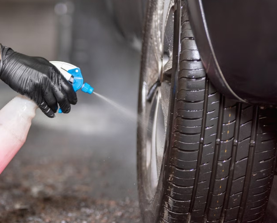How to Choose the Right Wheel Cleaner