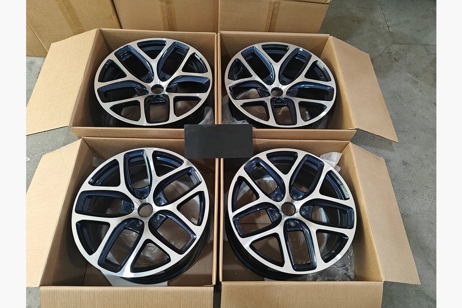 Bugatti Veyron 2005–2015 Forged OEM Wheels R20 (Set of 4) Photo 11