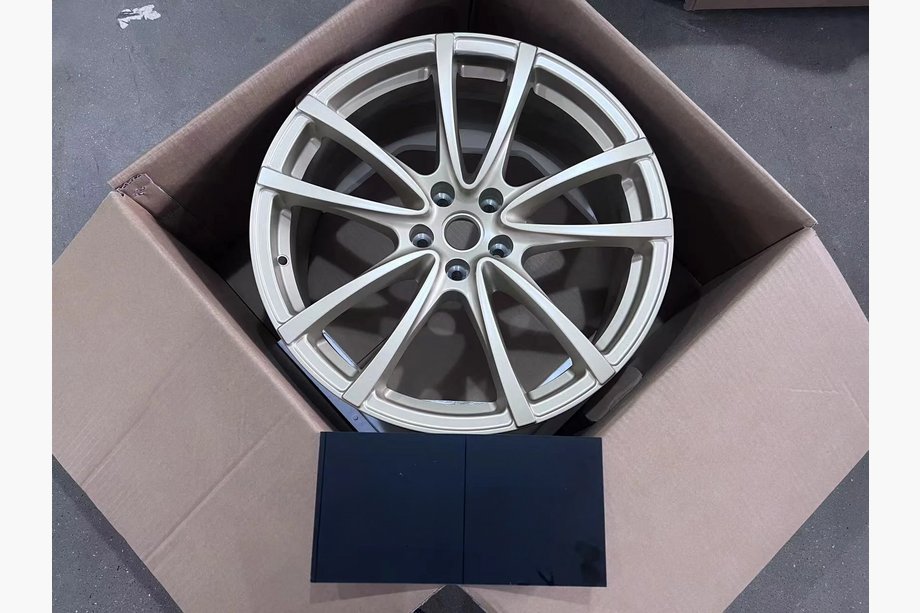 Ferrari F430 Forged OEM Wheels R19 V1 (Set of 4) Image
