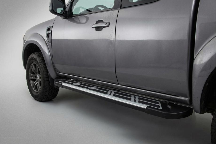 Mazda BT-50 2007-2012 Side Steps Sunrise (2 pcs, Aluminum) Image