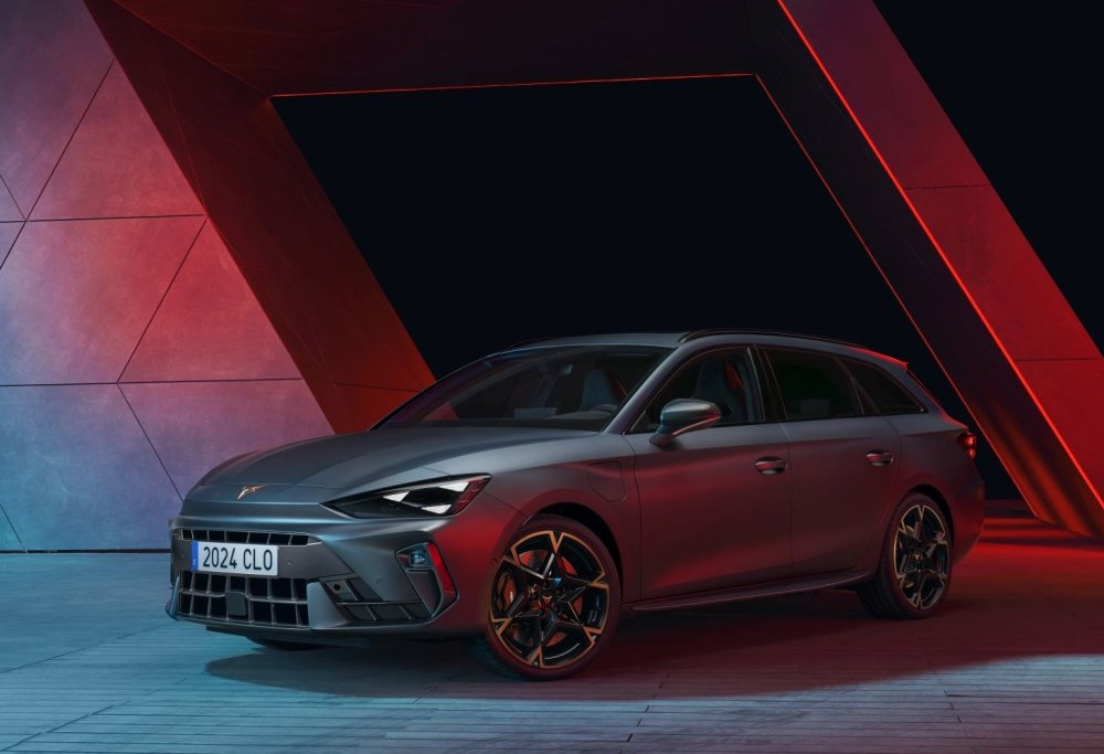 Cupra Leon Sportstourer 2024 Review: Dynamic Estate