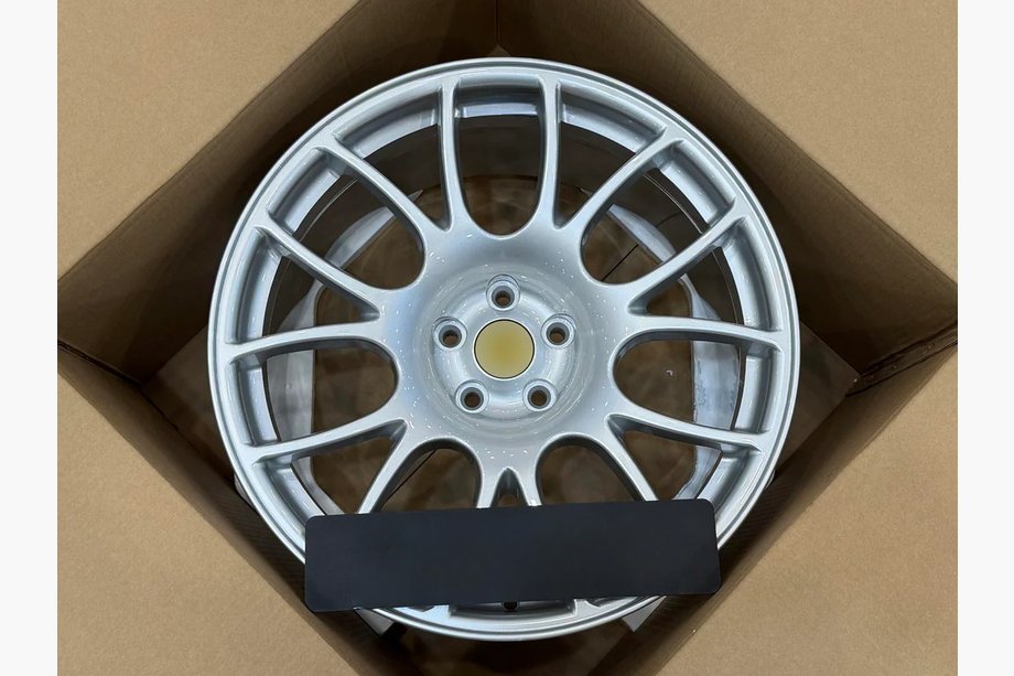 Lexus LFA 2010–2013 Forged OEM Wheels R20 V7 (Set of 4) Image