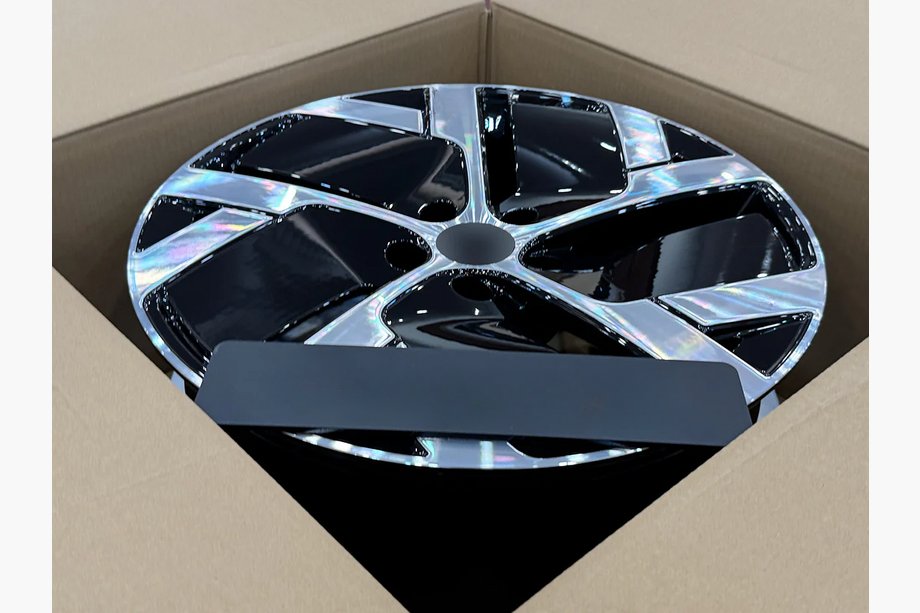 Lucid Air Forged OEM Wheels R20 V1 (Set of 4) Photo 4