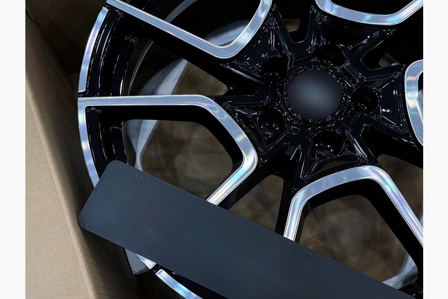 Lucid Air Forged OEM R20 V2 Wheels (Set of 4) Photo 7