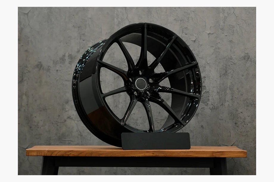 McLaren 540C/570S 2015-2020 Forged OEM Wheels R19 R20 V2 (Set of 4) Image