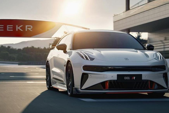 Zeekr 001 FR: Extreme electric sedan