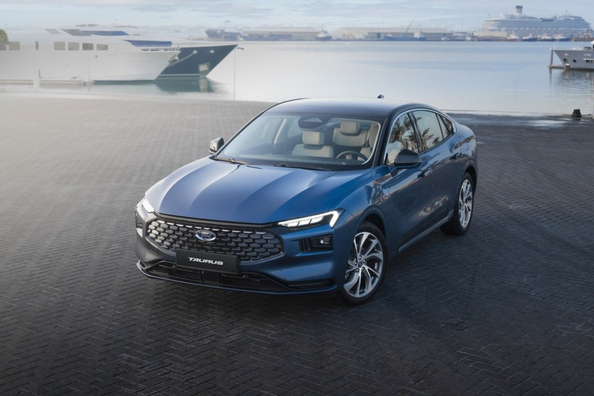 Ford Taurus Eighth Generation: Review of the Comfortable Sedan