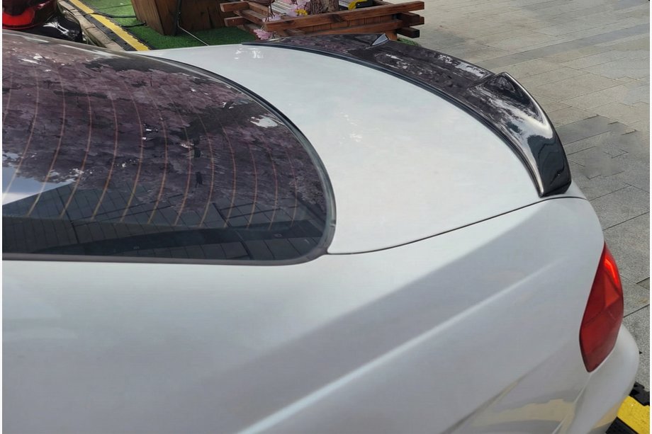 BMW 3 Series E90/E91 2005-2011 M4-Style Spoiler (for E90, Gloss Black) Image