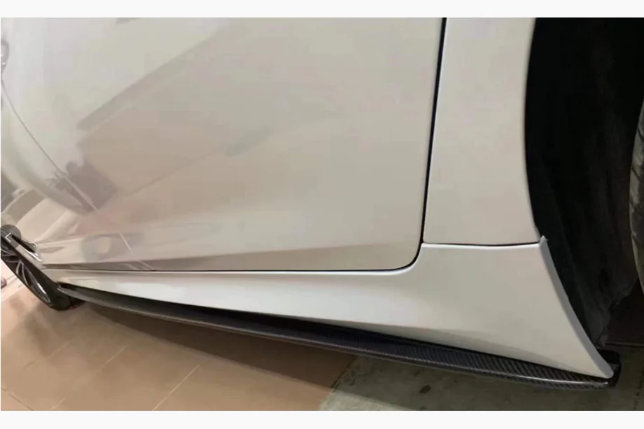 BMW 5 Series G30/G31 2017–2023 ABS Side Skirt Covers (for M-Sport/M5 Side Skirts, Gloss Black) Image